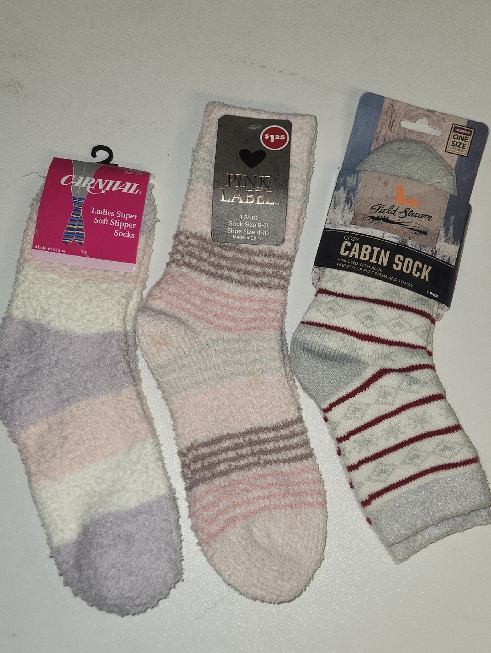 Field & Stream Cozy Cabin Sock in Cream and Red Stripe